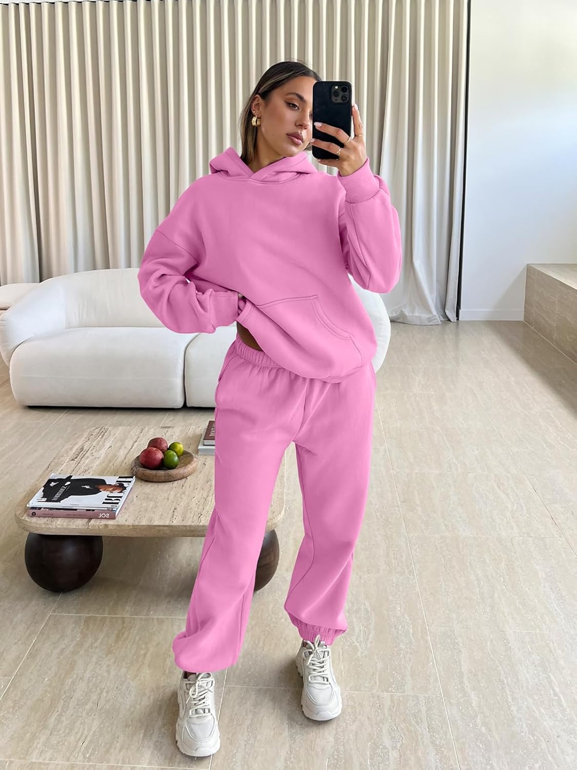 Trendy Queen Sweatsuits Women 2 Piece Outfit Two Piece Lounge Sets Hoodies and Sweatpants Fall Fashion Clothes 2025 Tracksuit